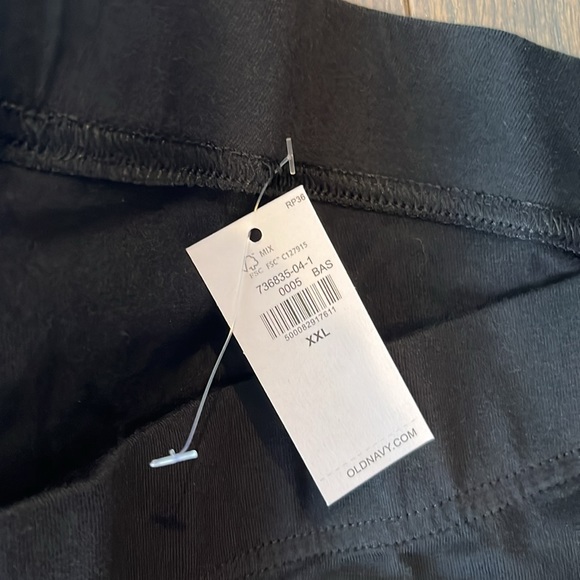 OLD NAVY leggings, NWT 2X - Picture 3 of 4